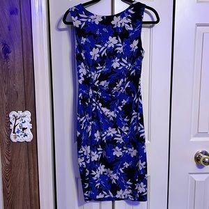Professional floral blue Chaps dress size 6